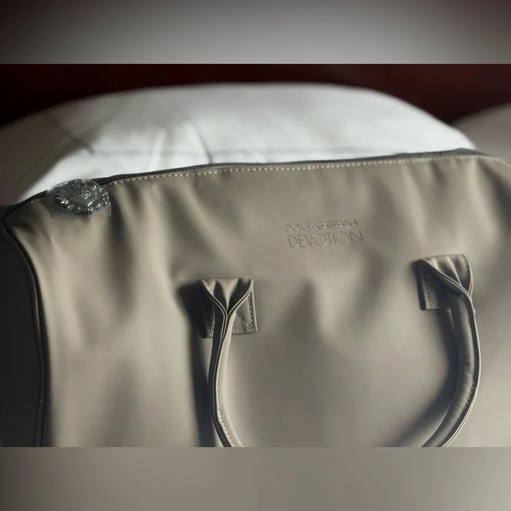 Royal Dolce & Gabbana Devotion English Gray Men's Large Duffle Bag in vegansuede